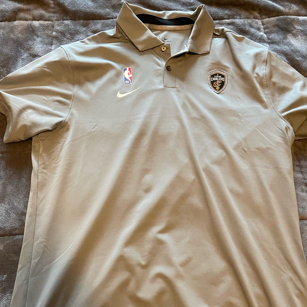 Medium Nike grey Cavs polo